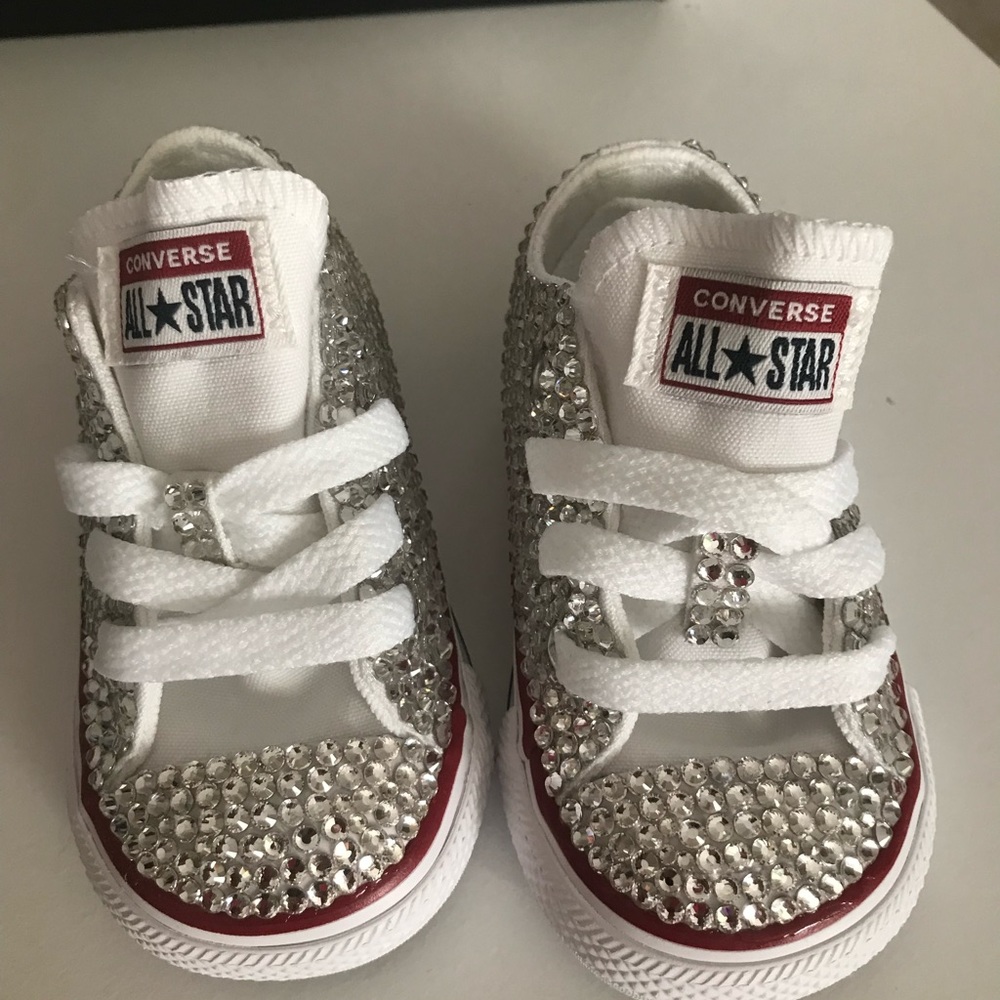 Custom-made rhinestone embellished kid’s Converse sneakers - Picture 2 of 8